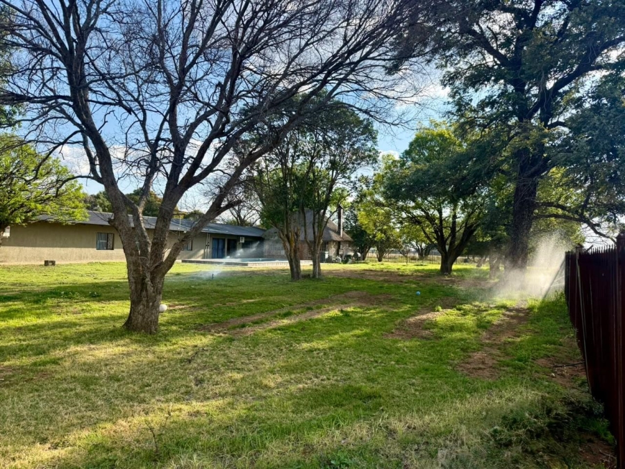 5 Bedroom Property for Sale in Bloemdal Free State
